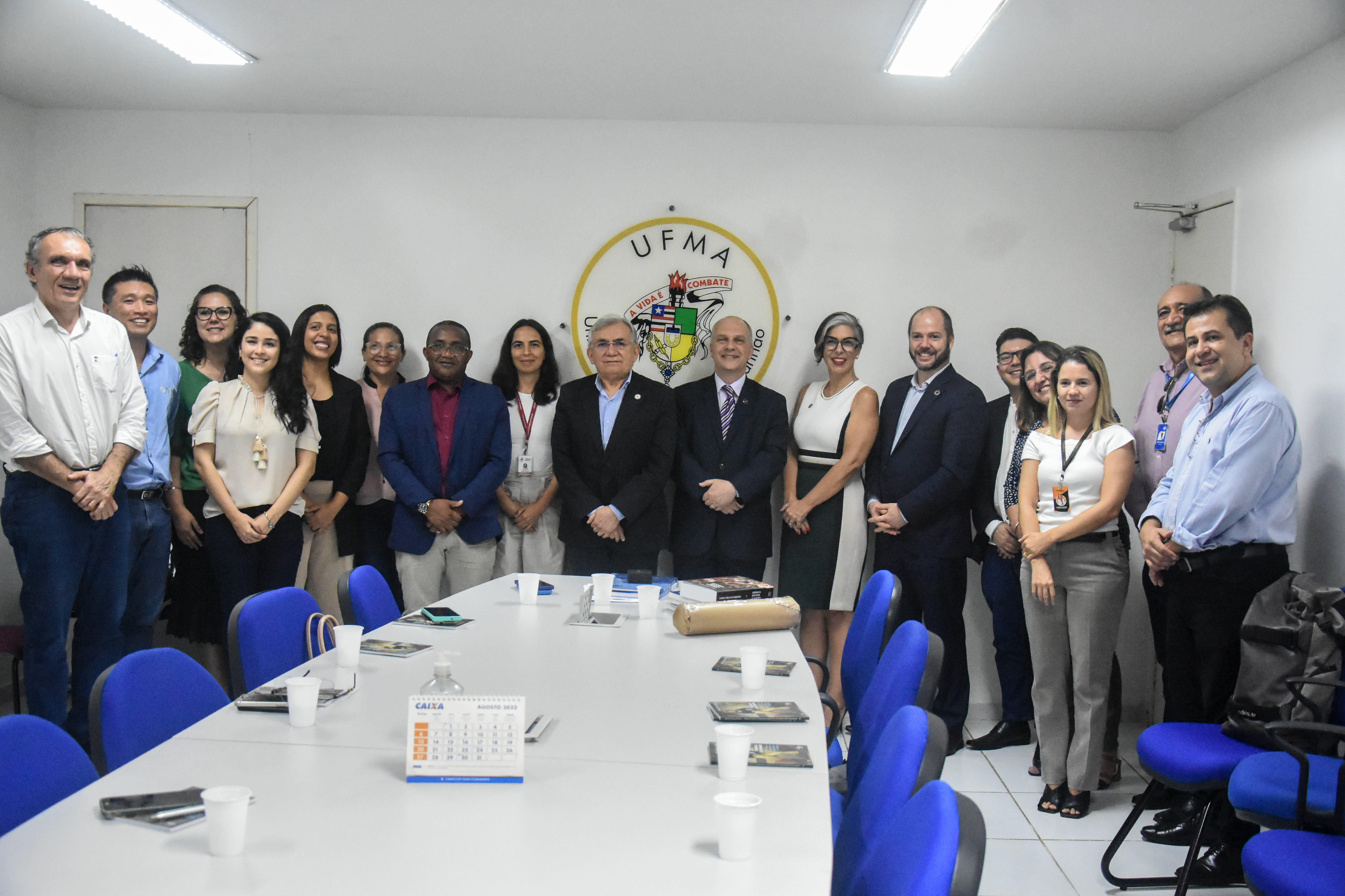 Agência Espacial Brasileira (AEB) visita UFMA para consolidar parcerias em projetos aeroespaciais