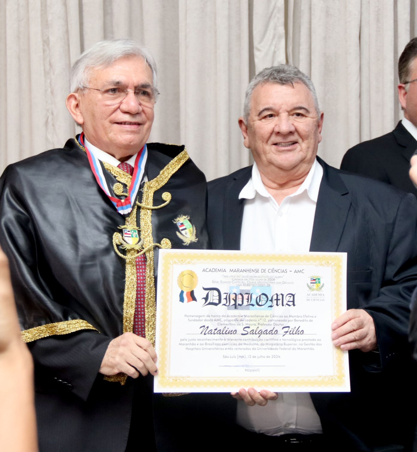 Assessor Institucional da UFMA, Natalino Salgado Filho recebe homenagem da Academia Maranhense de Ciências