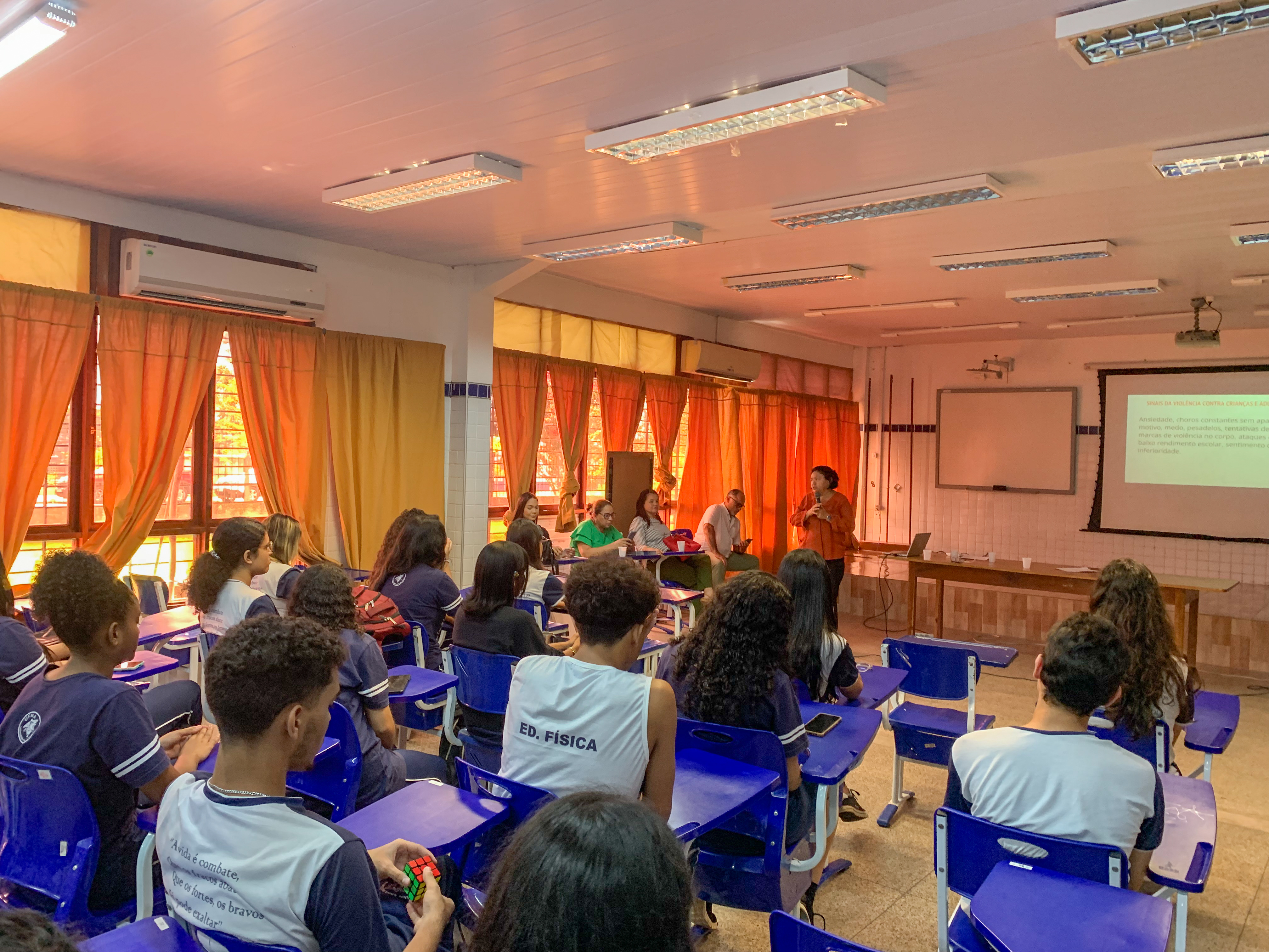 Colégio Universitário da UFMA e Ministério Público Estadual realizaram palestra sobre o enfrentamento da violência contra crianças e adolescentes e a proteção às vítimas