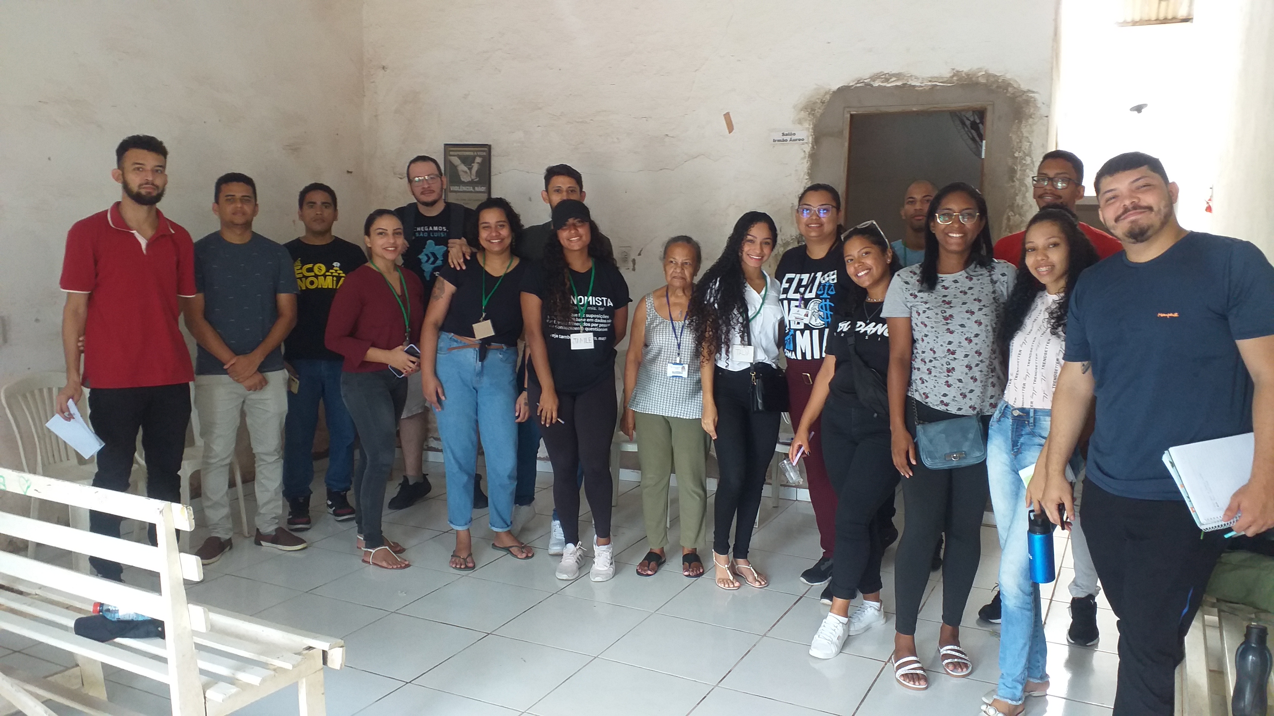 Discentes do Curso de Economia da UFMA desenvolvem pesquisa sobre condições socioeconômicas junto aos moradores da Vila Santa Júlia, em São Luís