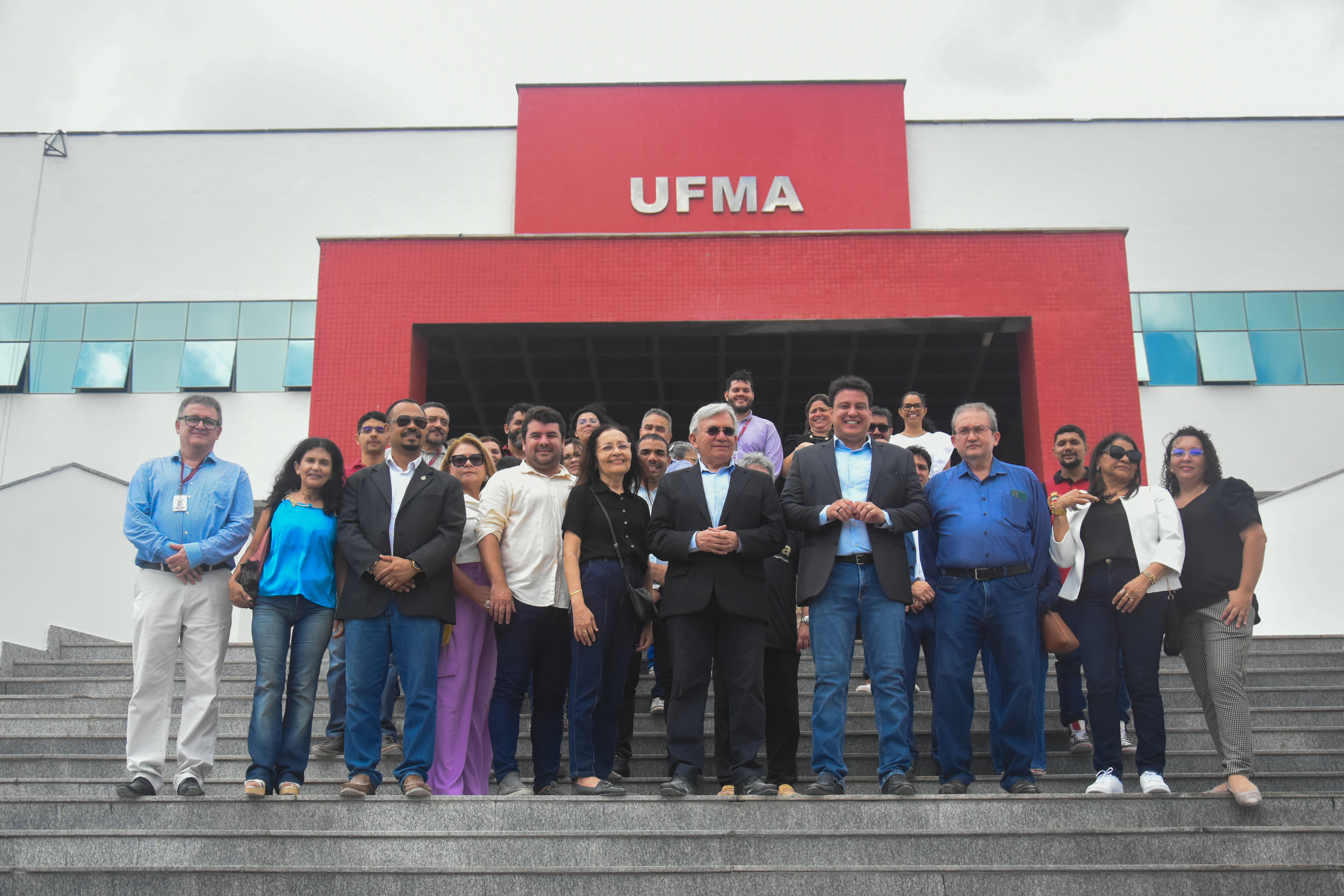 Governador em exercício, Felipe Camarão, visita obras da Universidade Federal do Maranhão (UFMA)
