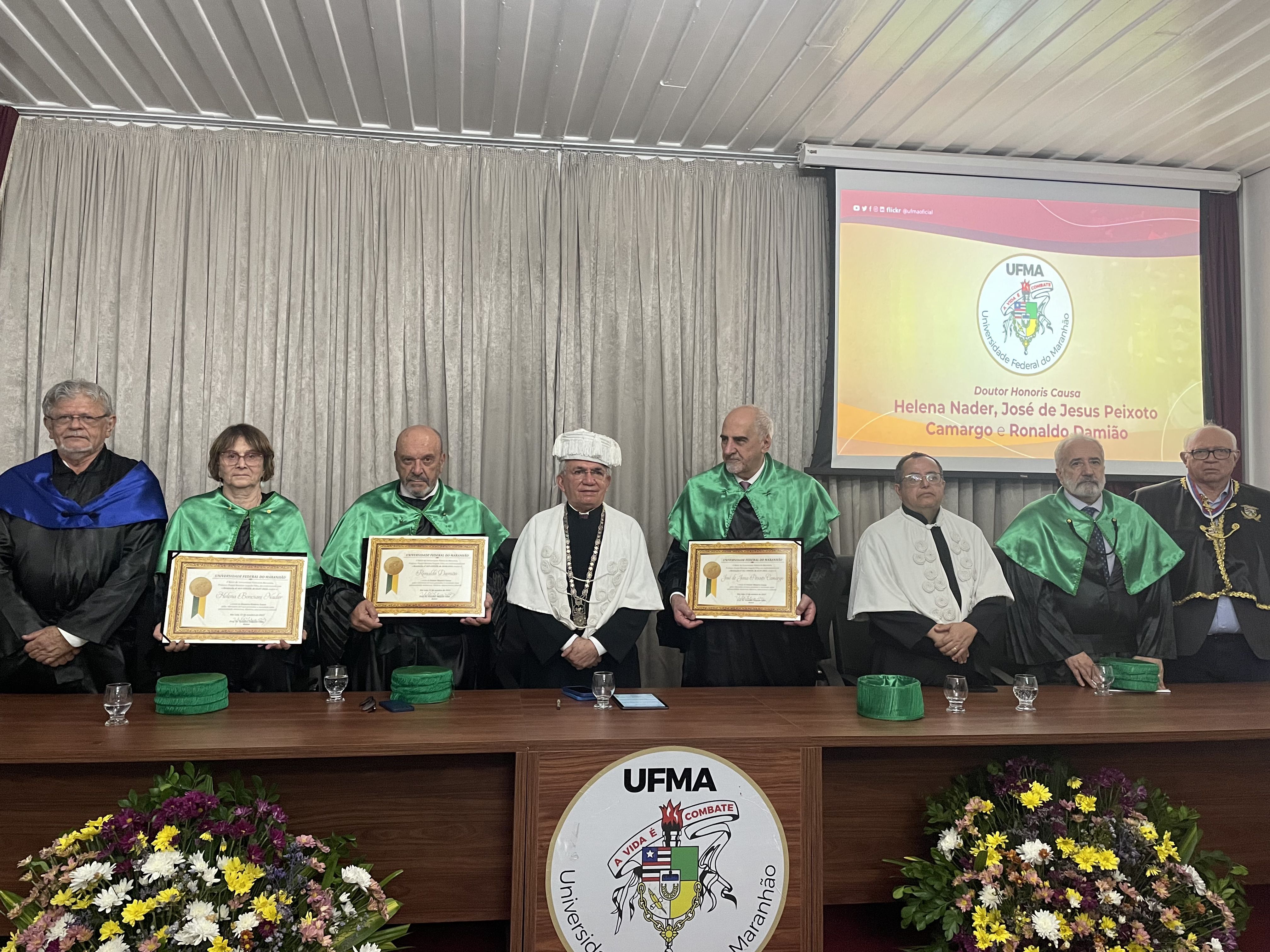 Helena Bonciani Nader, Ronaldo Damião e José de Jesus Peixoto Camargo recebem título Doutor Honoris Causa da UFMA