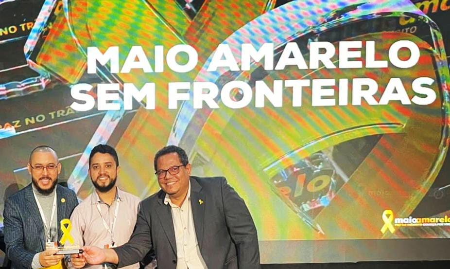 Mestrando do PGLetras é premiado em São Paulo por campanha de conscientização no trânsito