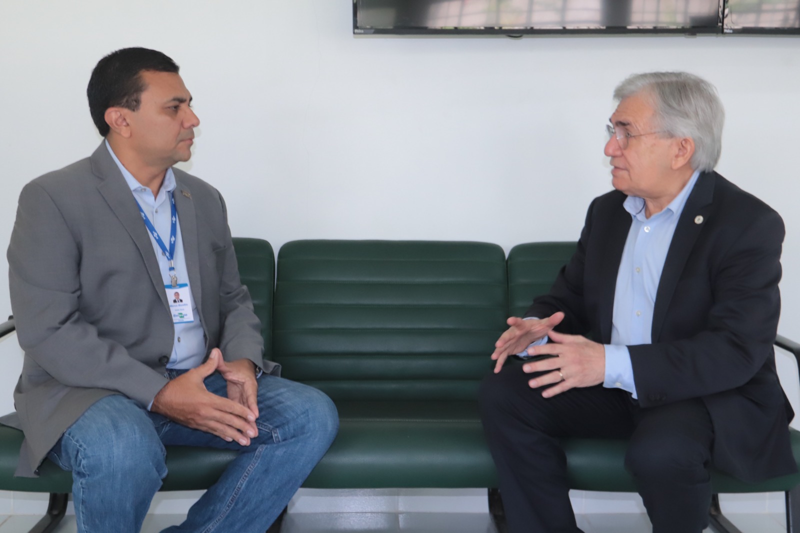 Reitor recebe o novo chefe geral da Embrapa Cocais, Marco Aurélio Bomfim.jpeg