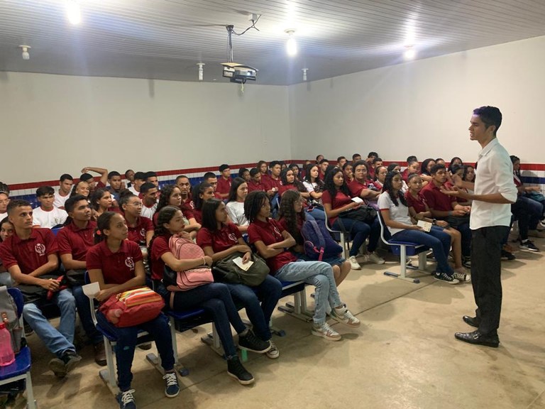 Visita da equipe do CCBL à escola Socorro Cabral