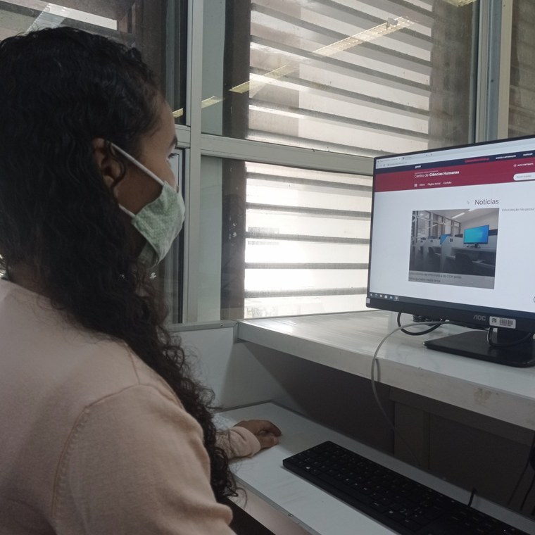 Uso de máscaras volta a ser obrigatório nos laboratórios do CCH