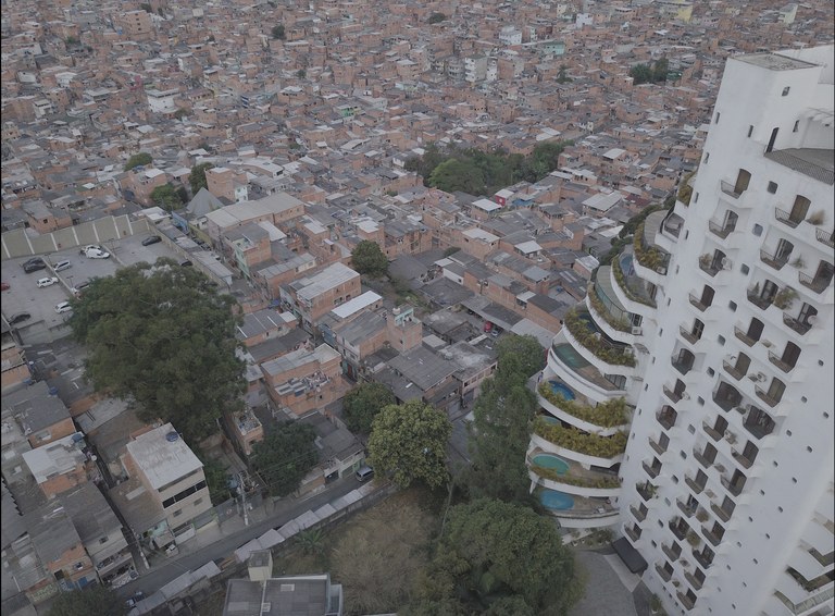 A NOSSA BANDEIRA JAMAIS SERÁ VERMELHA_BOLSONARO_STILLjpg.jpg