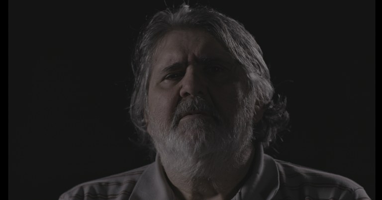 A NOSSA BANDEIRA JAMAIS SERÁ VERMELHA_MARCO AURÉLIO CARONE.jpg