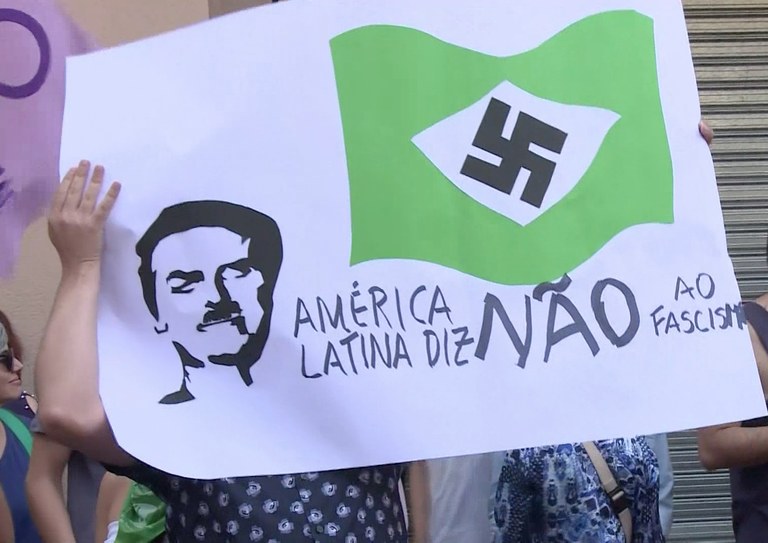 A NOSSA BANDEIRA JAMAIS SERÁ VERMELHA_STILL(1).jpg