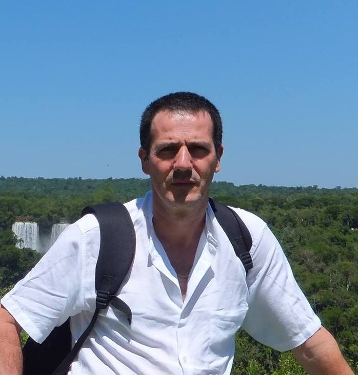 MIGUEL GARCIA_curador.jpeg