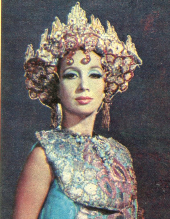 A Mulher da Luz Própria – Still 1.jpg