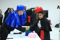 Um total de 124 formandos receberam o grau na Universidade