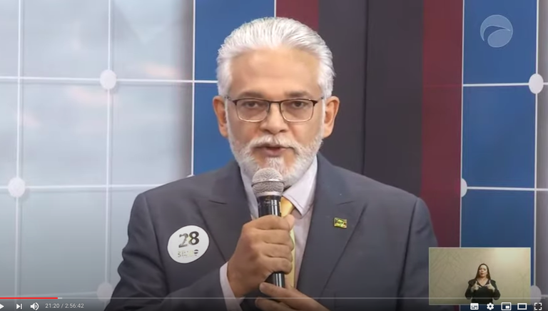 Silvio Antonio no debate TV Guará