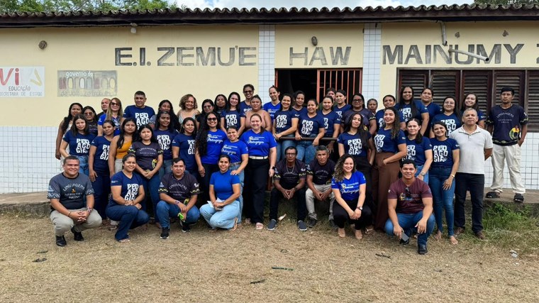 Visita Pedagógica nas Aldeias de Piçarra Preta e Januária pelos professores do PARFOR do polo de Bom Jardim do Curso de Licenciatura Plena em Pedagogia.