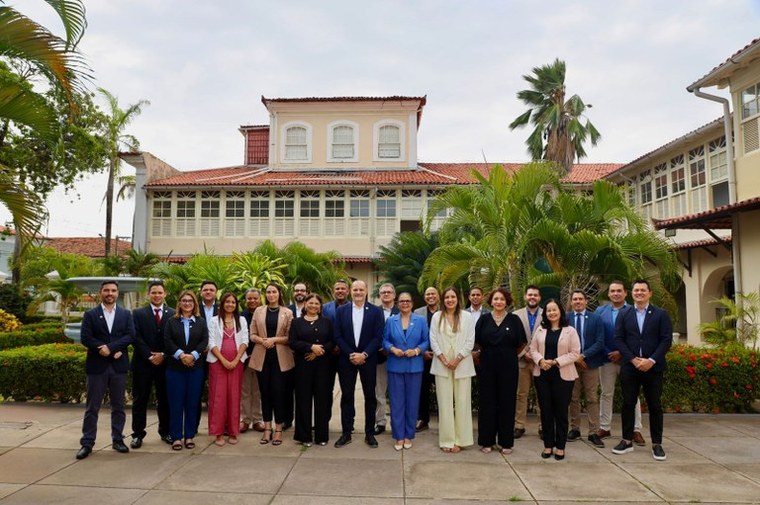 Universidade avança em qualidade acadêmica, inovação, inclusão e infraestrutura sob a liderança do reitor Fernando Carvalho