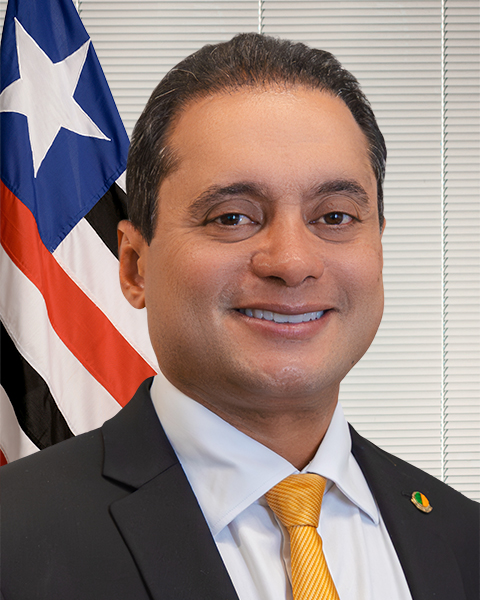 senador5411.jpg