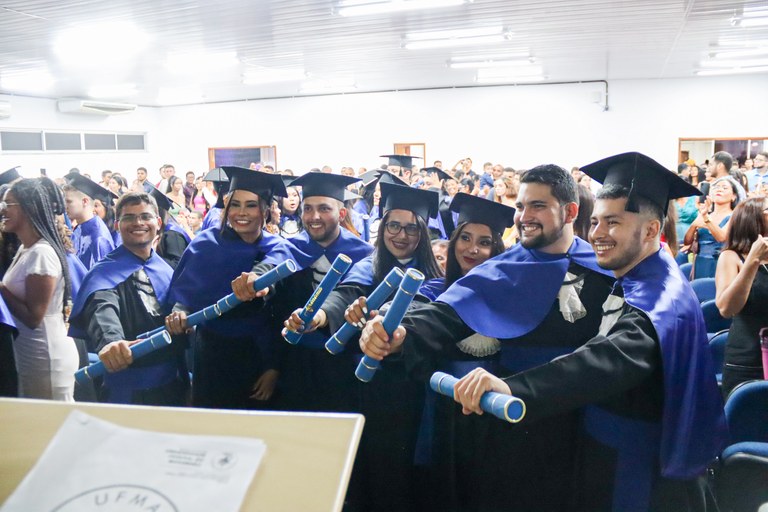 “Eu ainda quero sonhar muito alto”: UFMA Câmpus Chapadinha outorga grau a 57 novos profissionais de quatro cursos do ensino superior