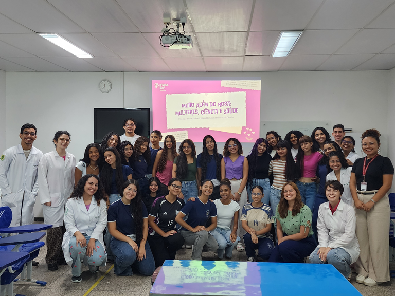 “Muito Além do Rosa: Mulheres, Ciência e Saúde”: ação dos estudantes de Medicina da UFMA amplia do acesso à informação sobre a saúde da mulher