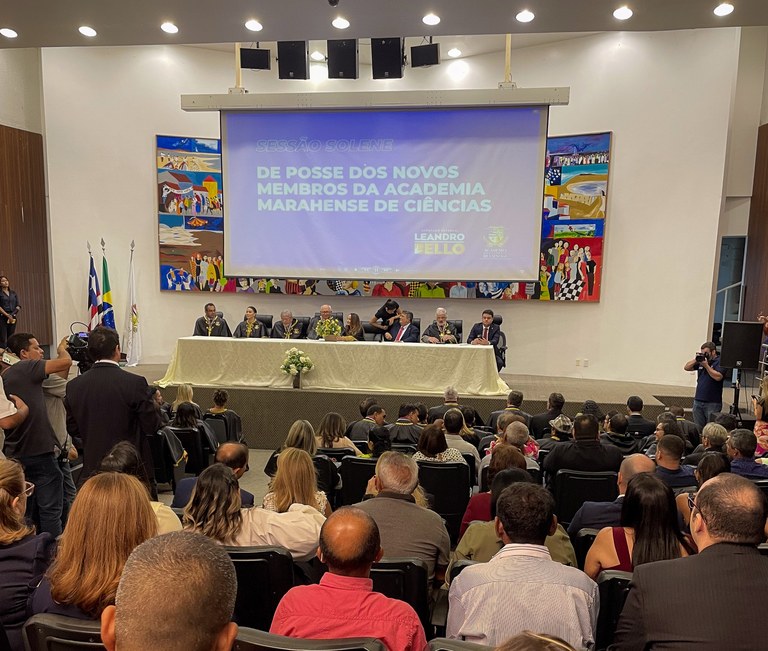 Academia Maranhense de Ciências empossa novos membros e recebe homenagem da ALEMA