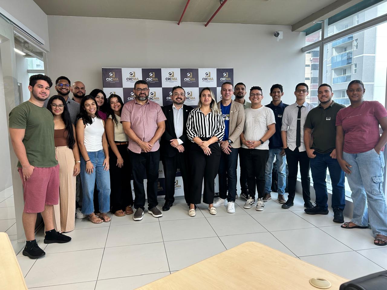 Alunos de Ciências Contábeis da UFMA de São Luís realizam visita técnica ao Conselho Regional de Contabilidade do Maranhão