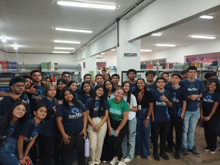 Câmpus de Chapadinha recebe estudantes de escola comunitária