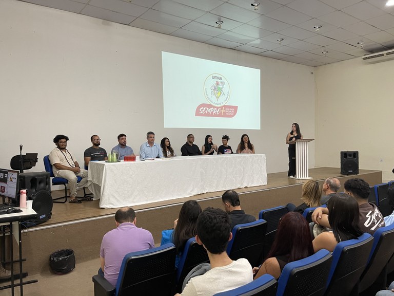 Centro de Ciências de Imperatriz realiza Acolhida Geral 2025.2 com programação cultural e institucional