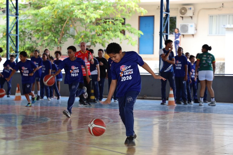 Colégio Universitário realiza 3ª edição do LBF Caixa nas Escolas com atividades esportivas e de educação ambiental