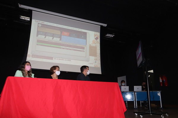 Apuração do Processo Eleitoral 2022, para Diretor de Centro, Chefe de Departamento e Coordenação de Curso.JPG