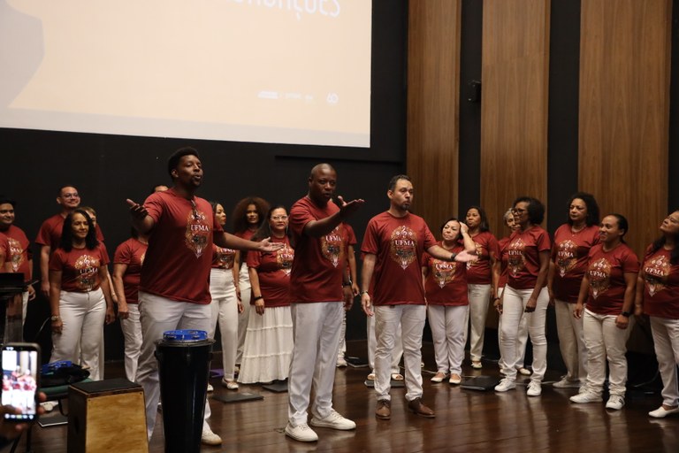 Coral UFMA celebra 53 anos de história com recital marcado por emoção e memórias Coral UFMA celebra 53 anos de história com recital marcado por emoção e memórias