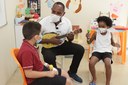 Crianças internadas no HU-UFMA têm suas rotinas transformadas por meio da música