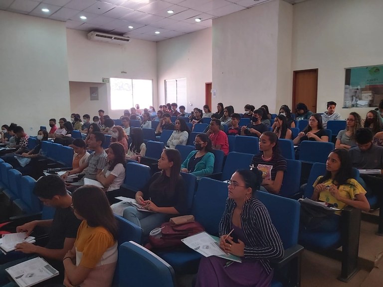 Cursinho preparatório para Enem, câmpus de Imperatriz, dá início às suas atividades de forma presencial.jpeg