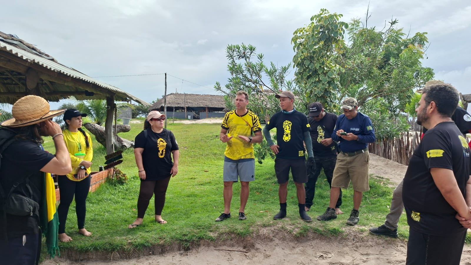 Curso de Turismo da UFMA, Câmpus São Luís, participa da equipe de trabalho que sinalizou a segunda etapa da Trilha Amazônia Atlântica, a maior da América Latina
