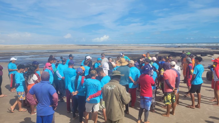 Curso de Turismo da UFMA desenvolve Mutirão de Limpeza no Parque Nacional dos Lençóis Maranhenses