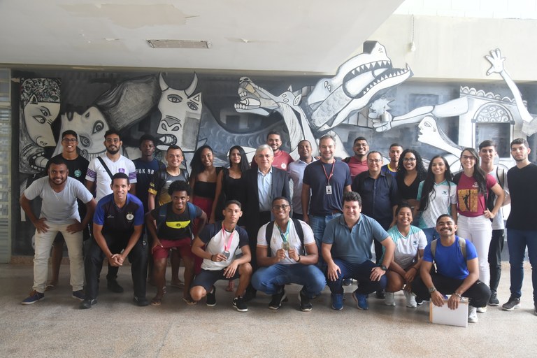 Discentes esportistas da UFMA se reúnem com Reitoria e Proaes