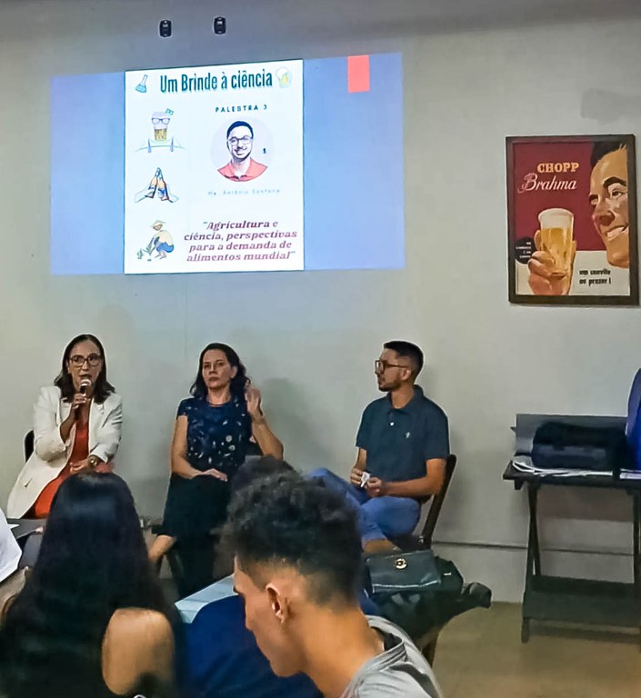 Divulgação científica e lazer: Centro de Ciências de Balsas realiza ciclo de palestras no “Pint of Science Festival”