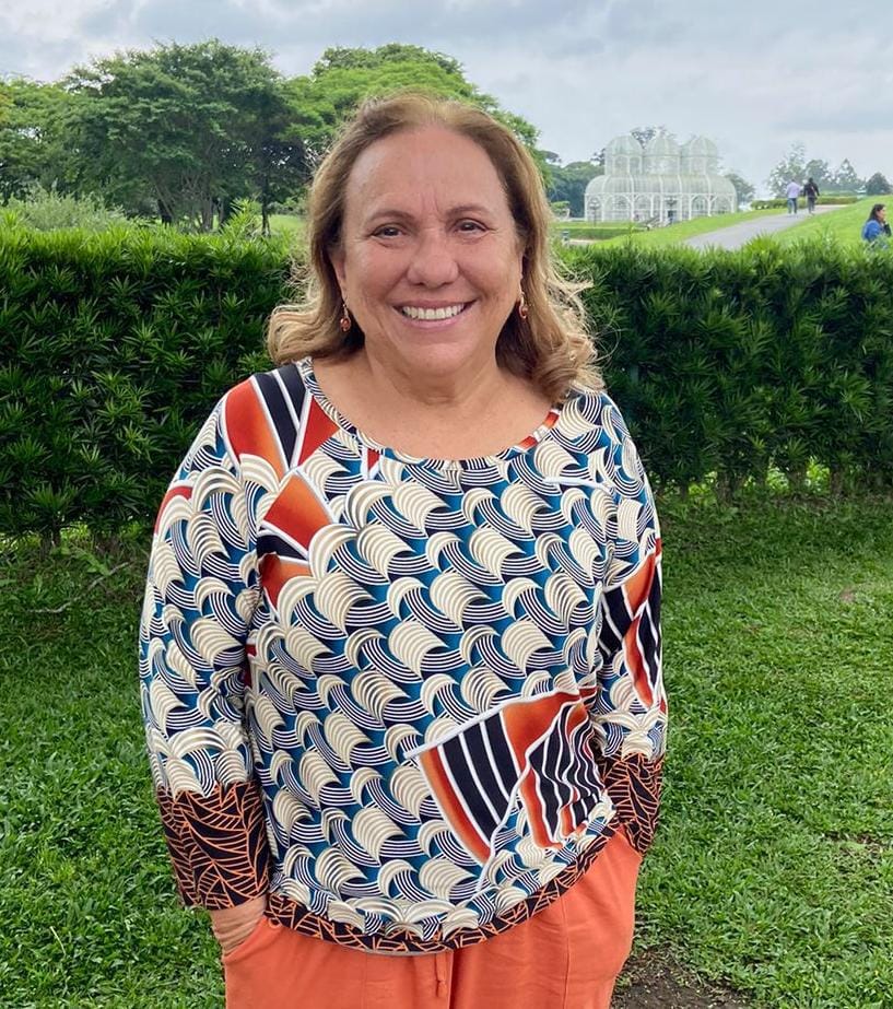 Docente do Curso de Letras da UFMA, Maria da Graça, defende memorial descritivo para ascender ao cargo de Professora Titular