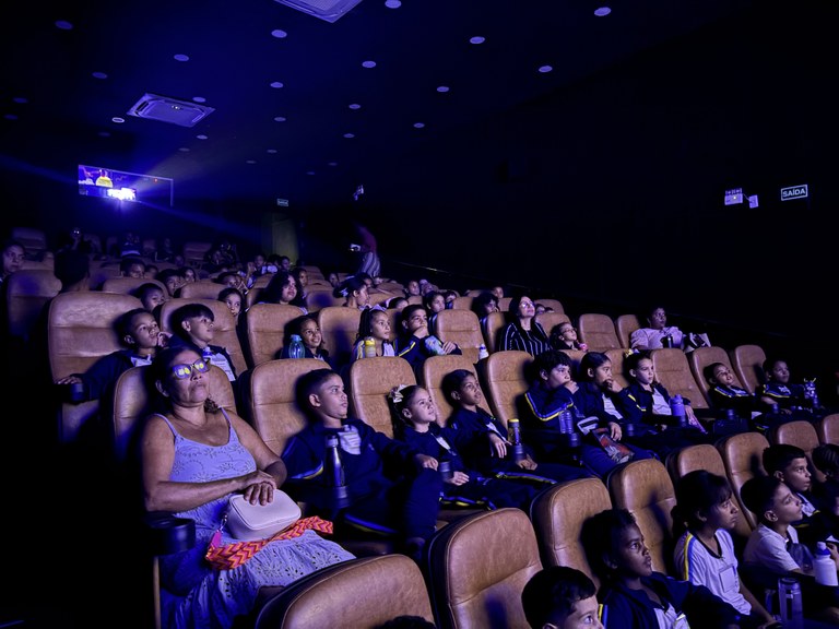 Dos primeiros passos para a percepção madura: Mostra Guarnicêzinho e Cinema Não Tem Idade incentivam democratização do acesso a arte