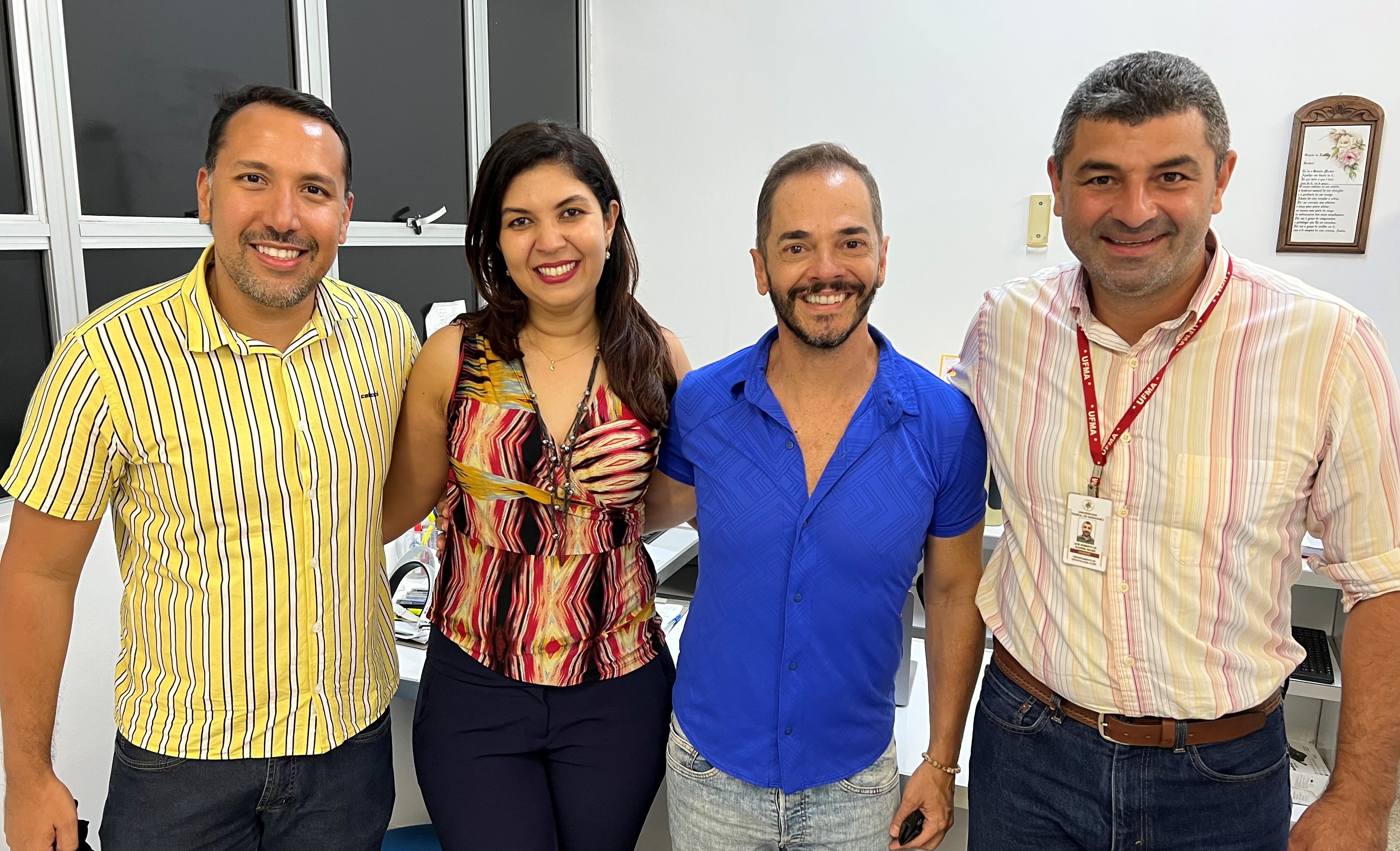 Editor chefe do Brazilian Dental Science divulga as ações do periódico em visita na sede do PPGO.jpg