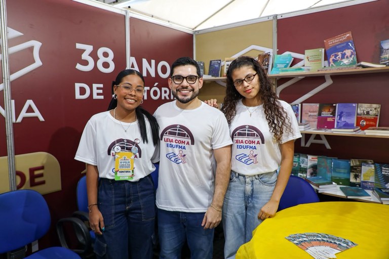 Editora Universitária da UFMA expõe mais de cem livros na 19ª Feira do Livro de São Luís