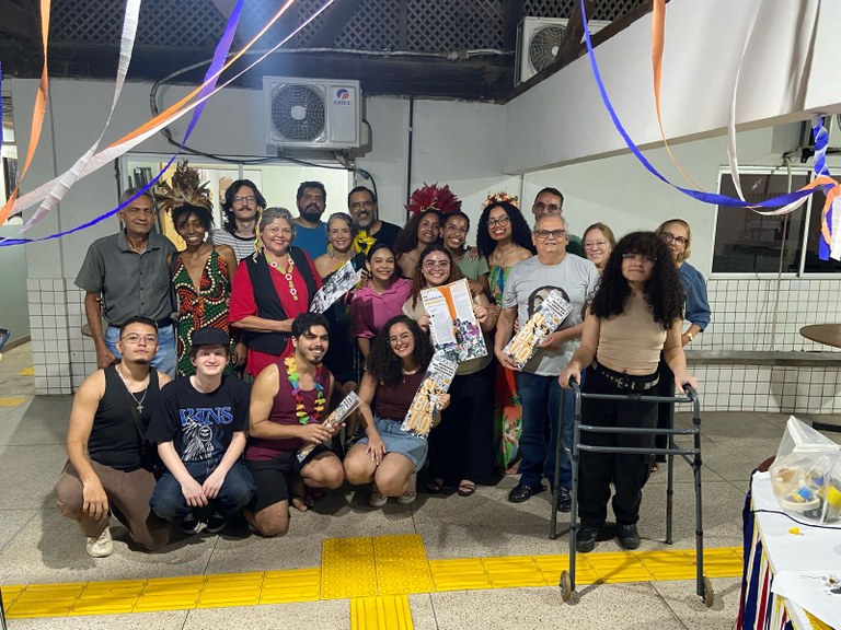 Em clima de carnaval, curso de Jornalismo, câmpus Imperatriz, lança 2° edição do suplemento cultural Sibitão