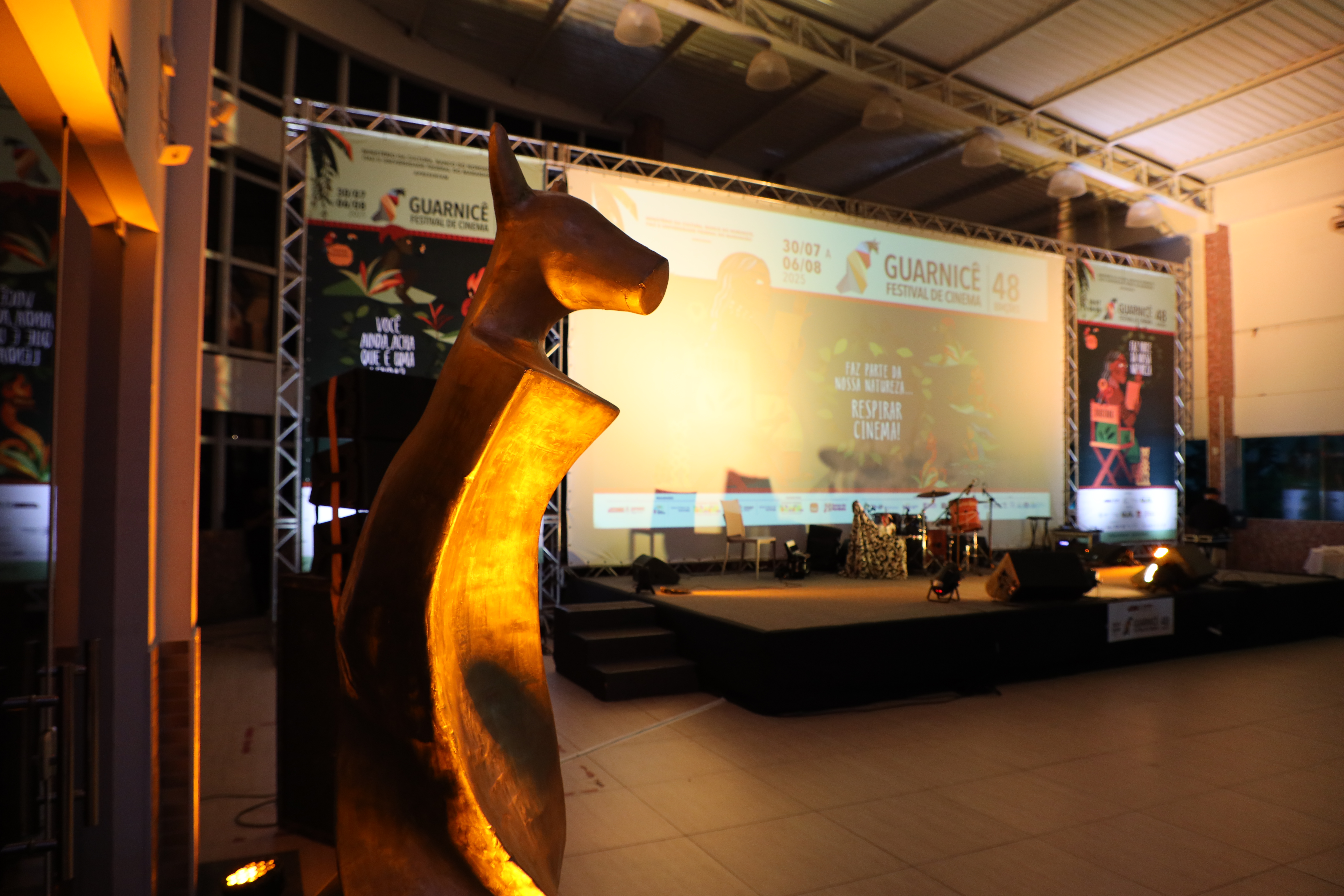 Emoção e resistência: Festival Guarnicê celebra a força do cinema nacional e maranhense em noite memorável de premiação. Confira os premiados!