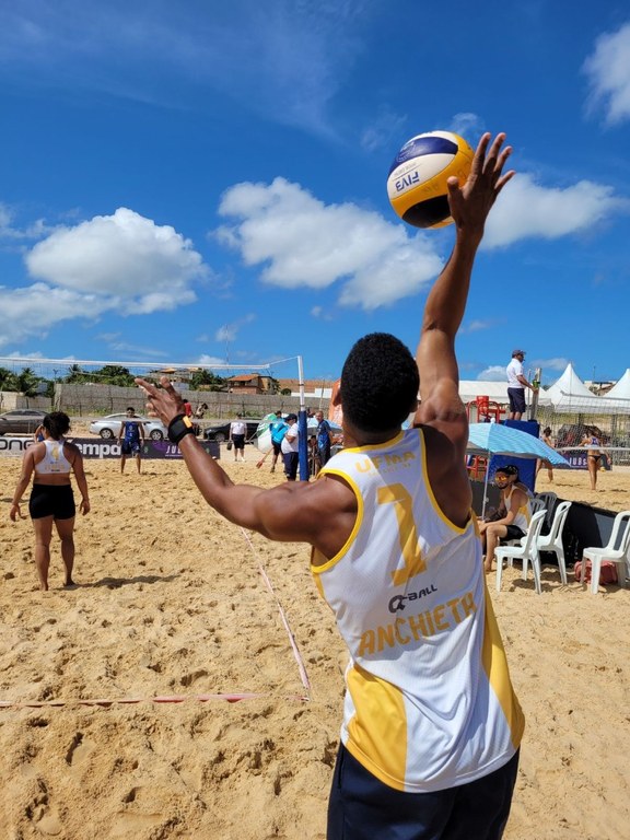 ENTREVISTA Mestrando em Educação Física, capitão do time de voleibol da UFMA, conta sua história no esporte e as expectativas para os JUBs 2022 (2).jpeg