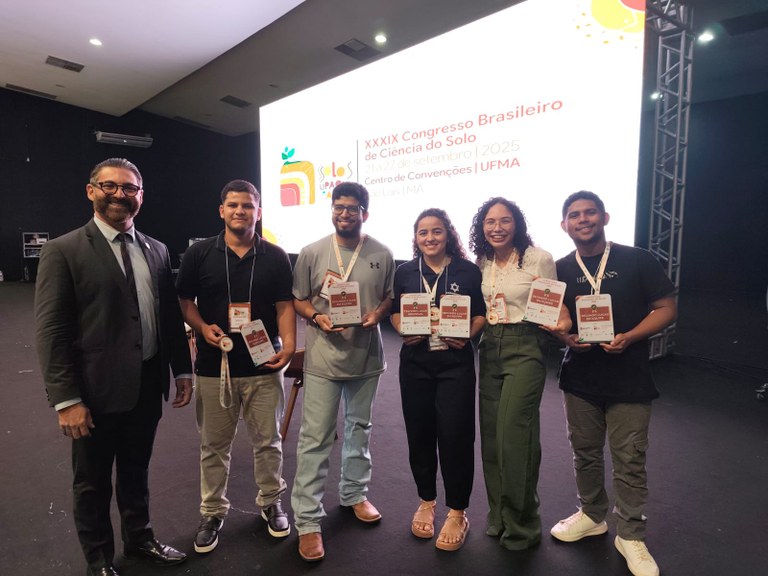 Estudantes do Câmpus de Chapadinha brilham na 1ª Competição Brasileira de Ciência do Solo