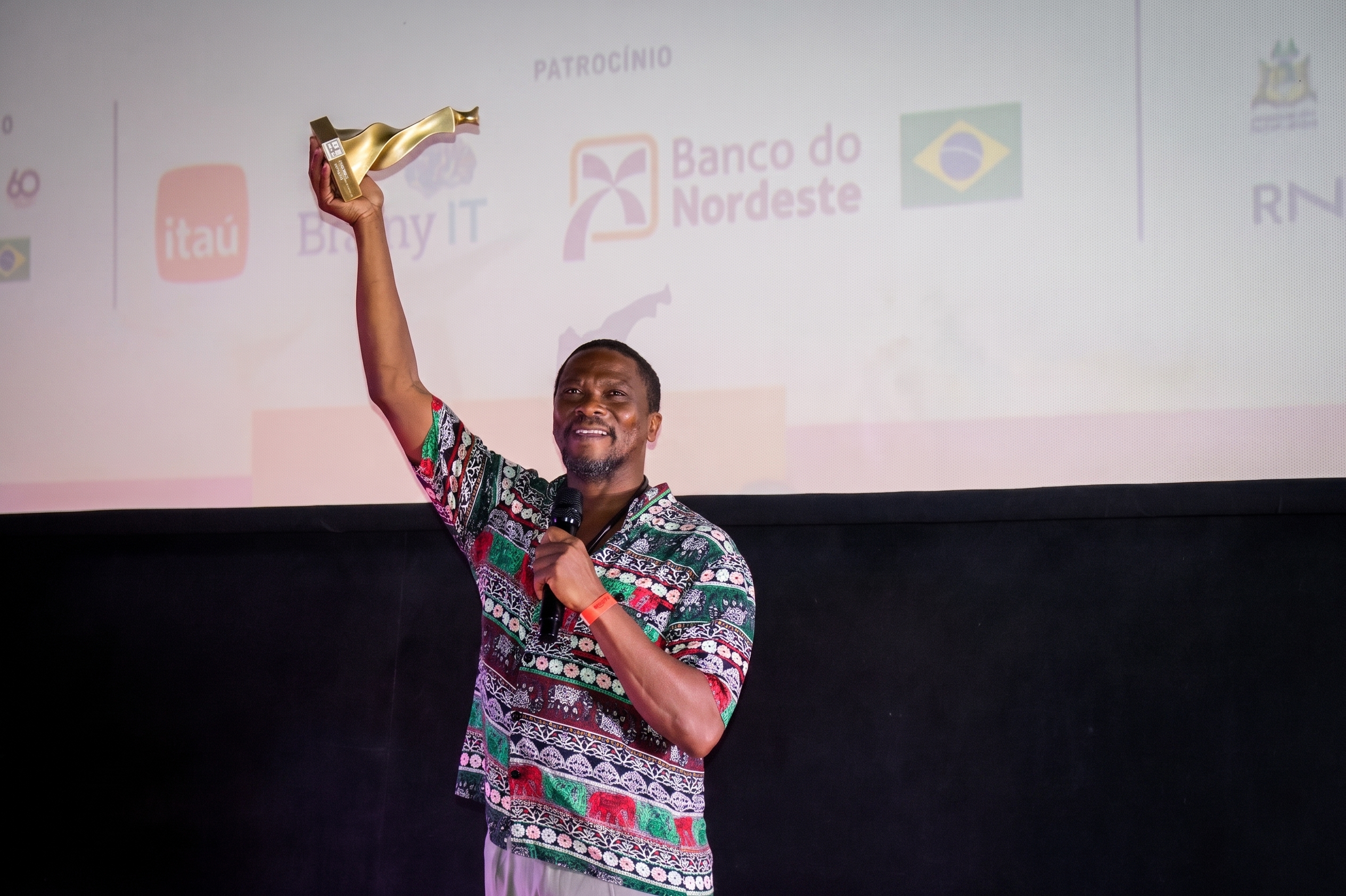 Festival Guarnicê de Cinema premia produções nacionais e maranhenses em noite de encerramento da 49° edição