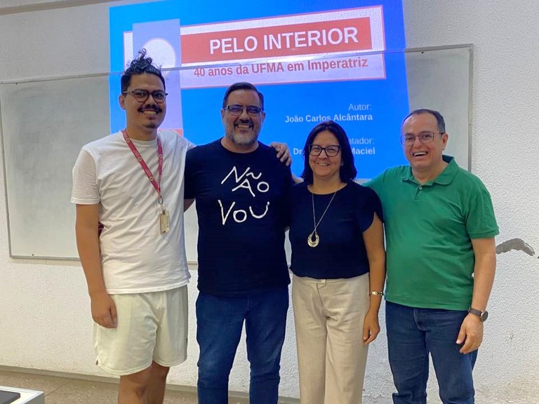 Formando do curso de Jornalismo escreve livro-reportagem sobre os 40 anos da UFMA em Imperatriz