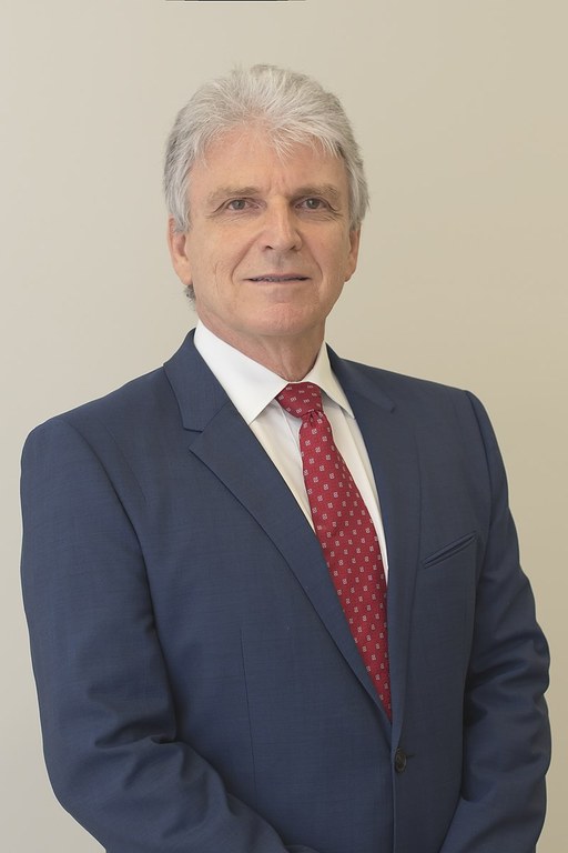 Gilberto Schwartsmann, escritor, dramaturgo e oncologista será homenageado com o Mérito Cultural, pela UFMA.jpg