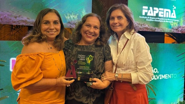 Maria da Graça é consagrada pelo Prêmio Fapema por sua trajetória inspiradora na UFMA