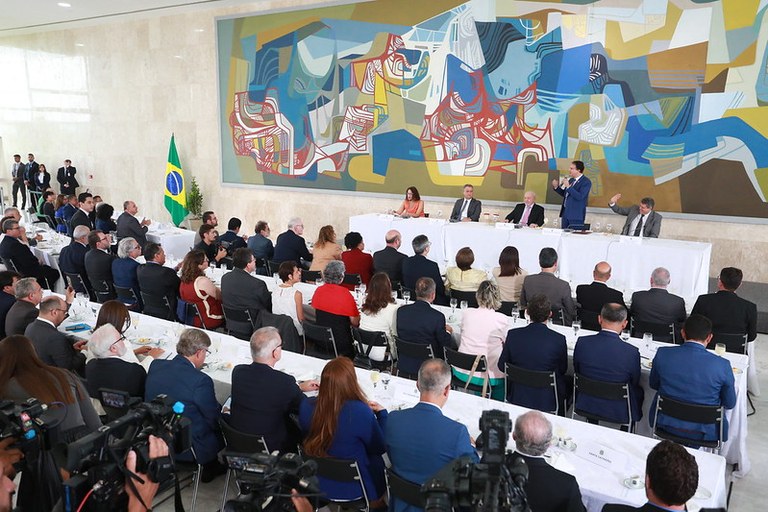 Natalino Salgado participa da reunião de reitores com o presidente Lula, em Brasília.jpg