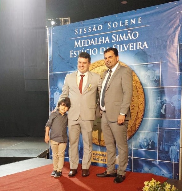 Pró-reitor da UFMA, Leonardo Soares, é homenageado pela Câmara de São Luís.FOTO 01docx.jpg