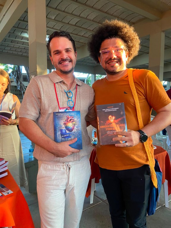 Professor da UFMA lança livros sobre currículo, gênero, sexualidade e relações étnico-raciais